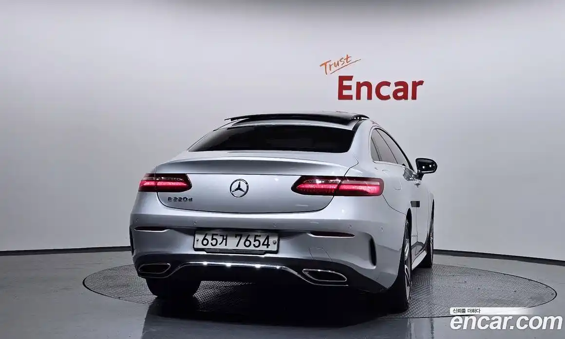 Mercedes-Benz E-Class 2017 1.9 гидро в Москве № 194613, фото 4