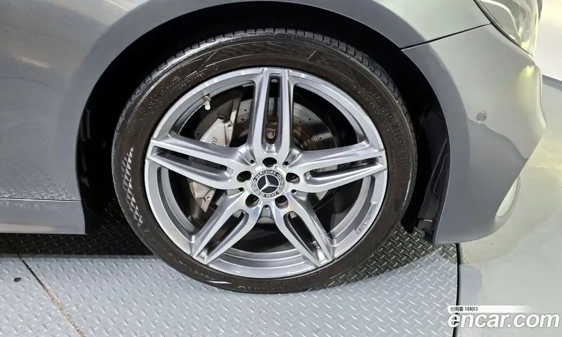 Mercedes-Benz E-Class 2019 1.9 гидро в Москве № 195176, фото 5
