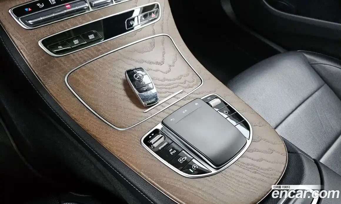 Mercedes-Benz E-Class 2022 1.9 гидро, фото 17