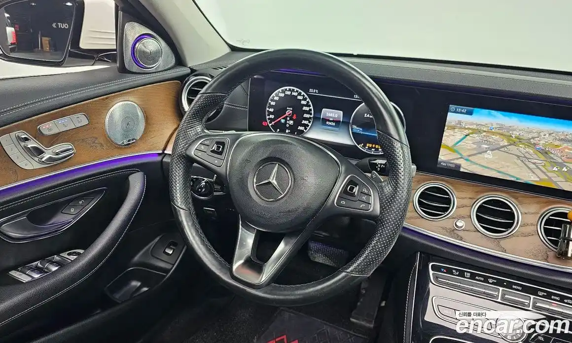 Mercedes-Benz E-Class 2018 2.0 гидро в Москве № 195553, фото 13