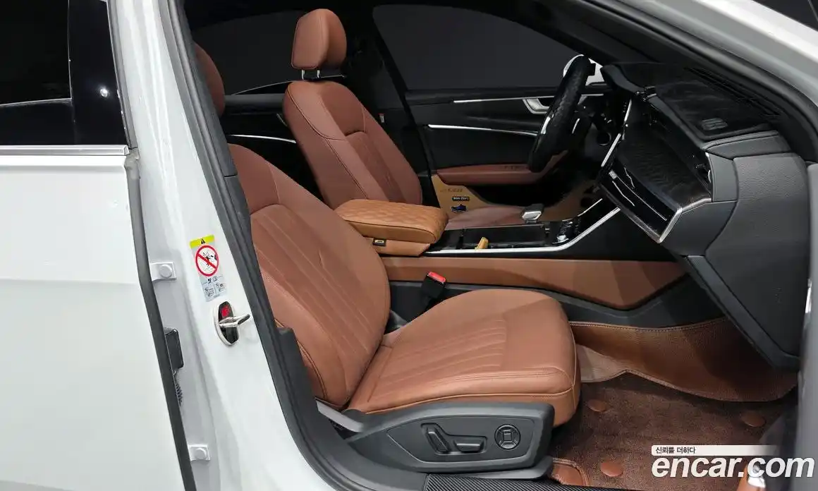 Audi A6 2023 2.0 гидро, фото 11