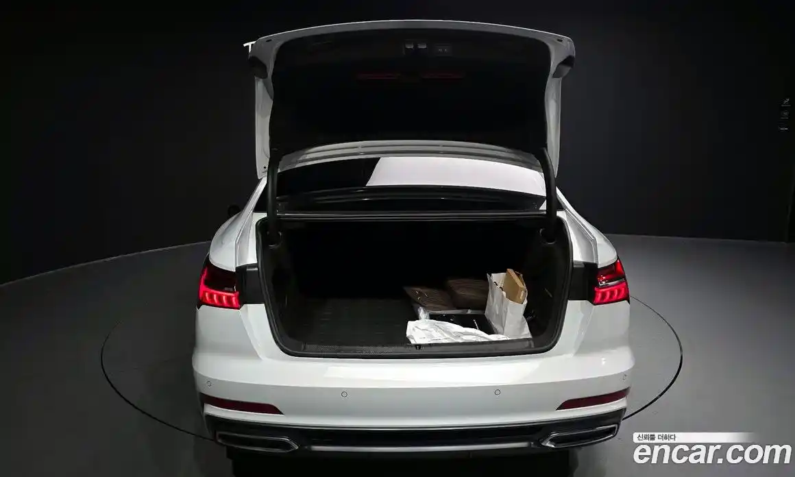 Audi A6 2023 2.0 гидро, фото 20