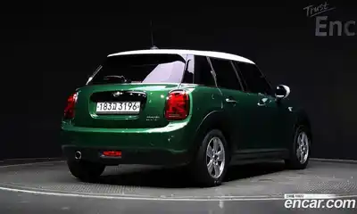 Mini Cooper 2020 1.5 гидро в Москве № 198449, миниатюра 2