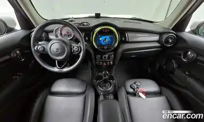Mini Cooper 2020 1.5 гидро в Москве № 198449, миниатюра 7