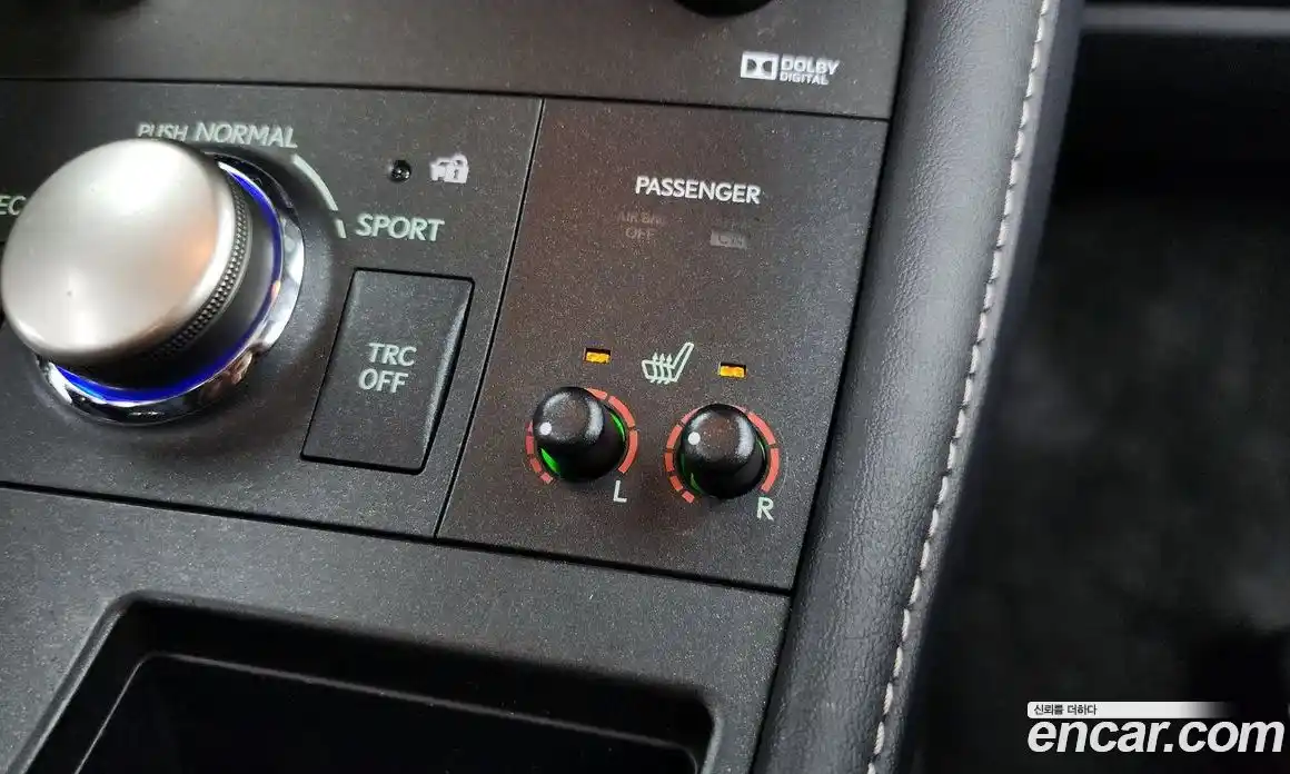 Lexus CT200h 2017 1.8 гидро в Москве № 198864, фото 17