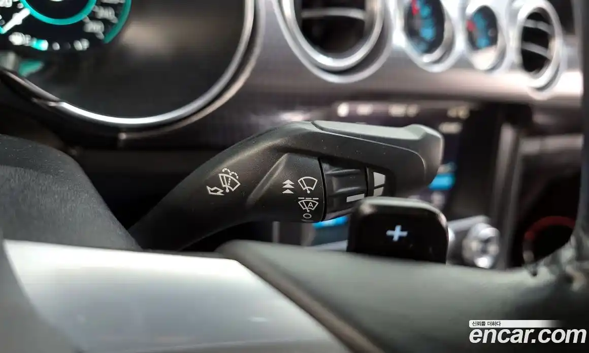 Ford Mustang 2019 2.3 гидро в Москве № 199813, фото 17