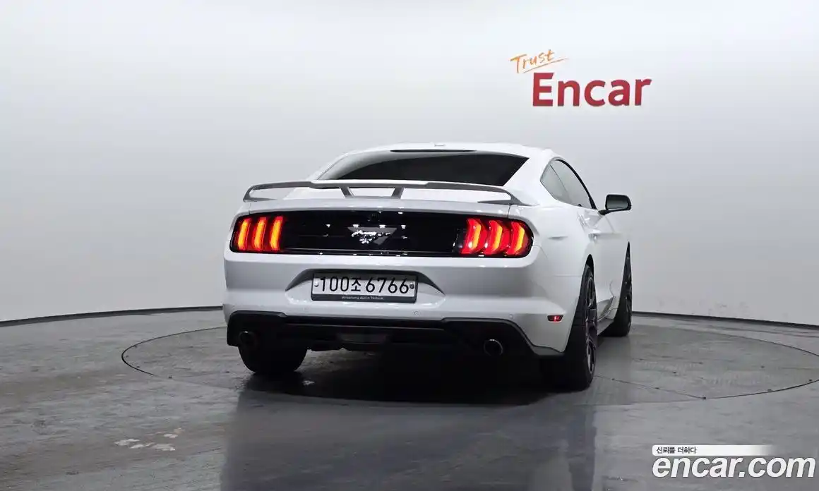 Ford Mustang 2019 2.3 гидро в Москве № 199813, фото 4