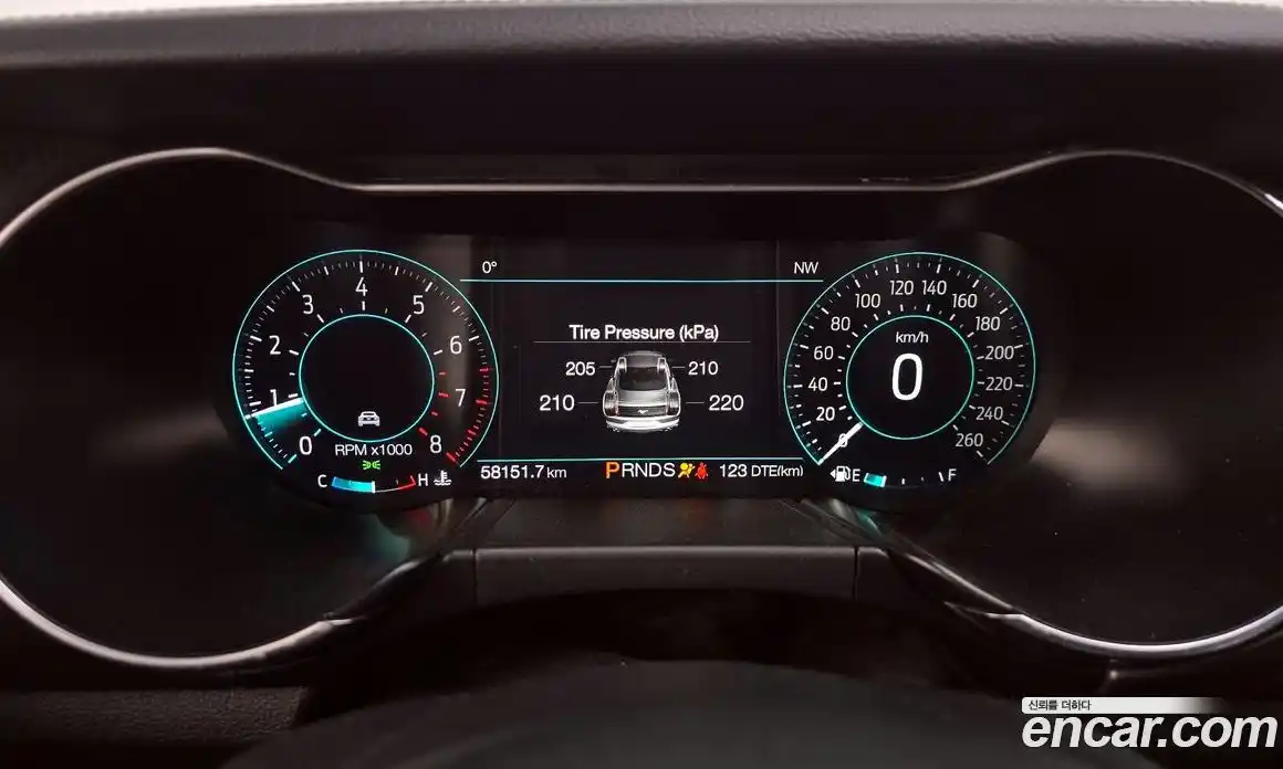 Ford Mustang 2019 2.3 гидро в Москве № 199813, фото 8