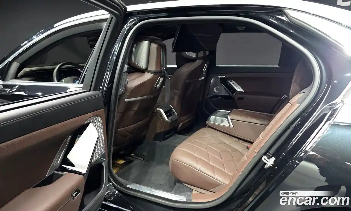 BMW i7 2022 0.3 гидро в Москве № 210912, фото 12
