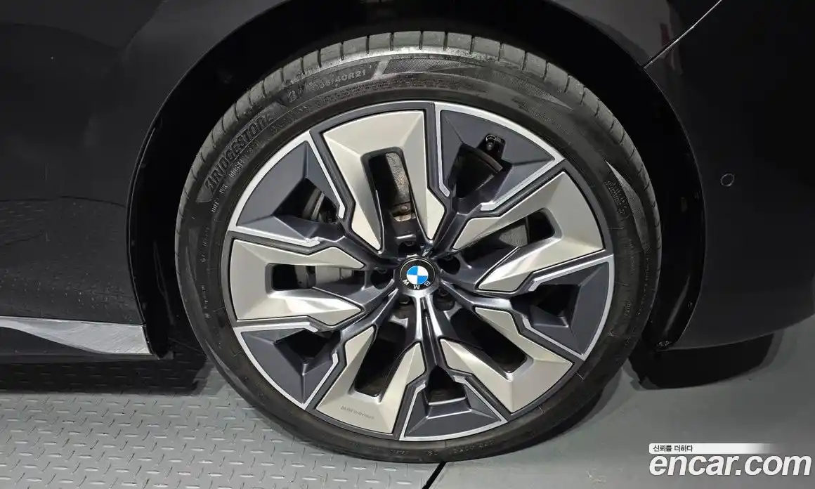 BMW i7 2022 0.3 гидро в Москве № 210912, фото 5