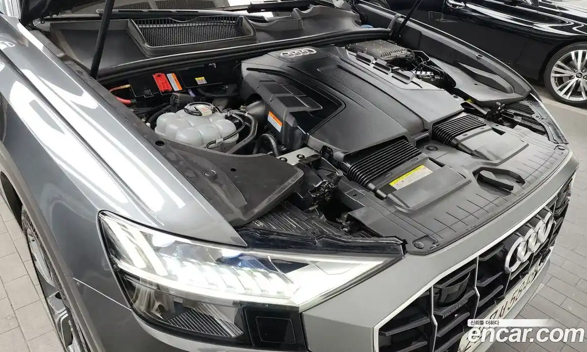 Audi Q8 2020 3.0 гидро в Москве № 212511, фото 6