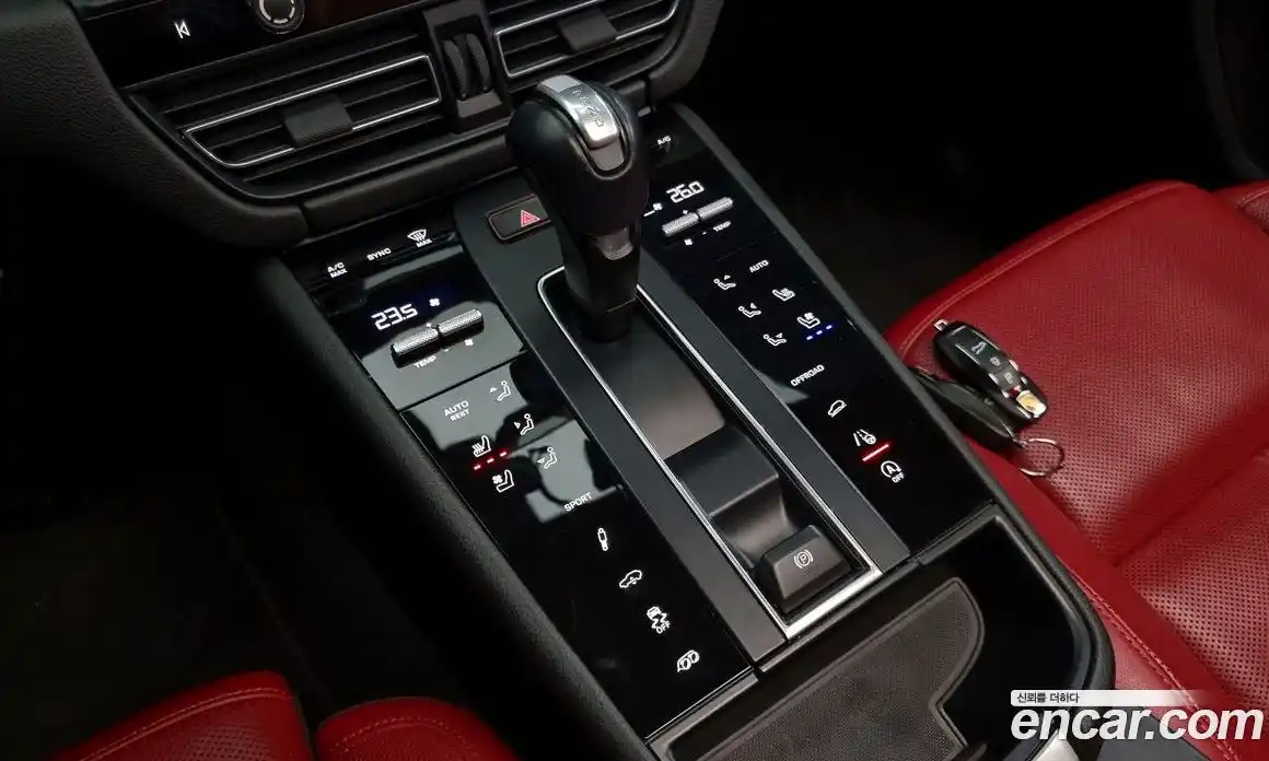 Porsche Macan 2023 2.9 гидро в Москве № 213156, фото 9