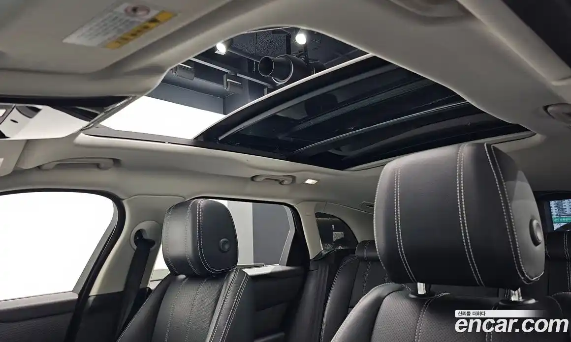 Land Rover Range-Rover Velar 2017 2.0 гидро в Москве № 213608, фото 17