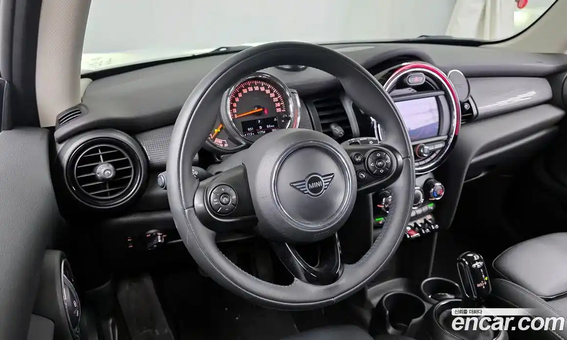 Mini Cooper 2021 1.5 гидро в Москве № 214082, фото 13