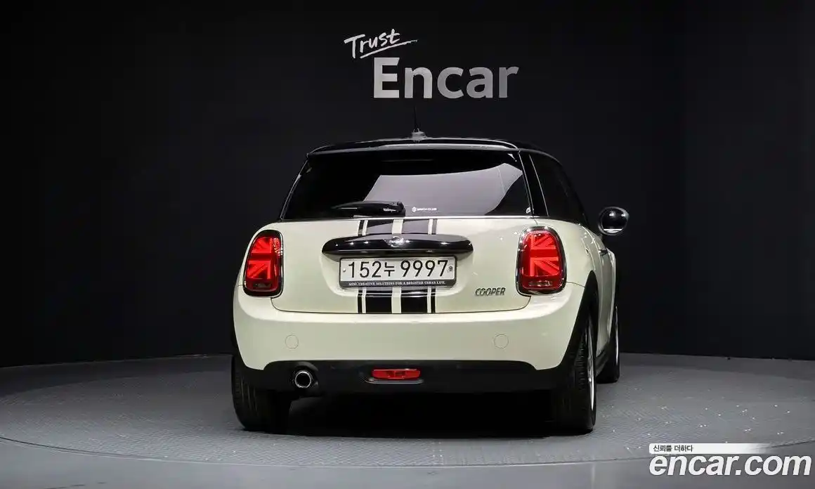 Mini Cooper 2021 1.5 гидро в Москве № 214082, фото 4