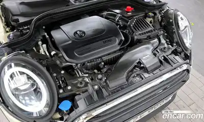 Mini Cooper 2021 1.5 гидро в Москве № 214082, миниатюра 6