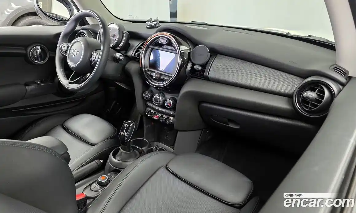 Mini Cooper 2021 1.5 гидро в Москве № 214082, фото 7