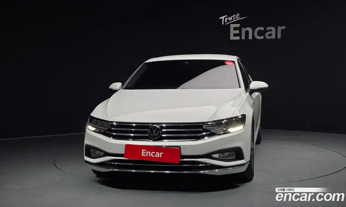 Volkswagen Passat 2022 2.0 гидро в Москве № 214927, фото 3