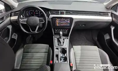 Volkswagen Passat 2022 2.0 гидро в Москве № 214927, миниатюра 7