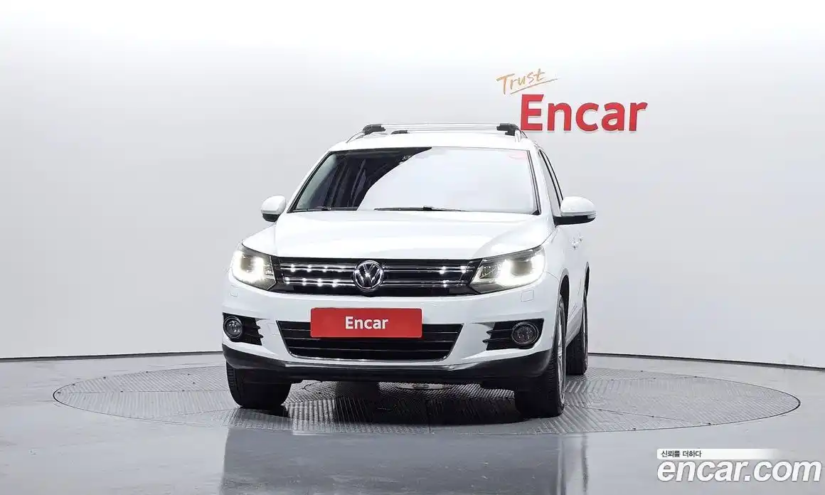 Volkswagen Tiguan 2015 2.0 гидро в Москве № 215328, фото 3