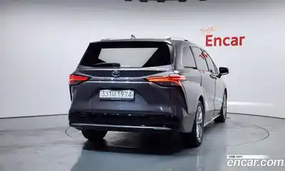 Toyota Sienna 2021 2.5 гидро в Москве № 215520, миниатюра 4