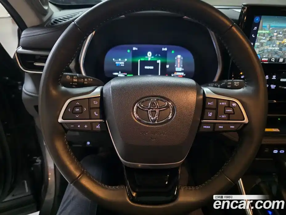 Toyota Highlander 2023 2.5 гидро в Москве № 215623, фото 11