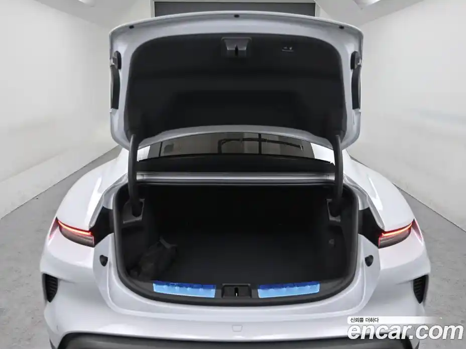 Porsche Taycan 2025 гидро в Москве № 225696, фото 20
