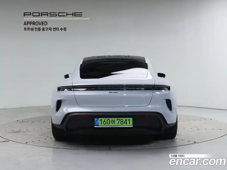 Porsche Taycan 2025 гидро в Москве № 225696, фото 4