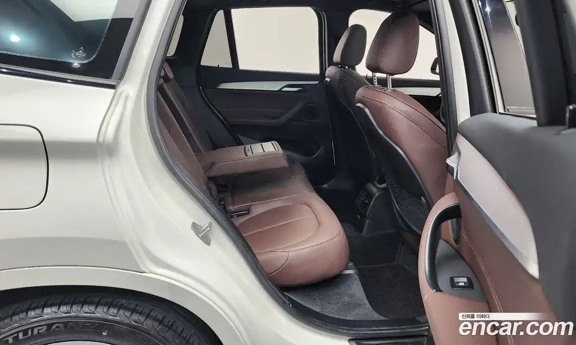 BMW X1 2022 2.0 гидро в Москве № 228920, фото 12