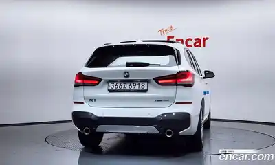 BMW X1 2022 2.0 гидро в Москве № 228920, миниатюра 4