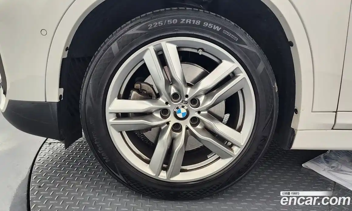 BMW X1 2022 2.0 гидро в Москве № 228920, фото 5