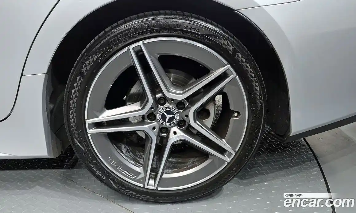Mercedes-Benz CLS-Class 2019 1.9 гидро в Москве № 229475, фото 5