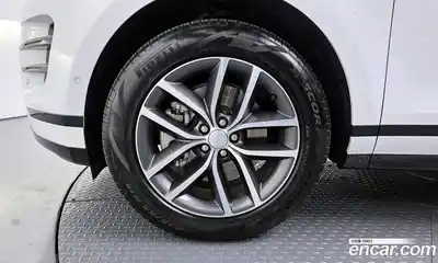 Land Rover Range-Rover Evoque 2025 2.0 гидро в Москве № 231147, миниатюра 5