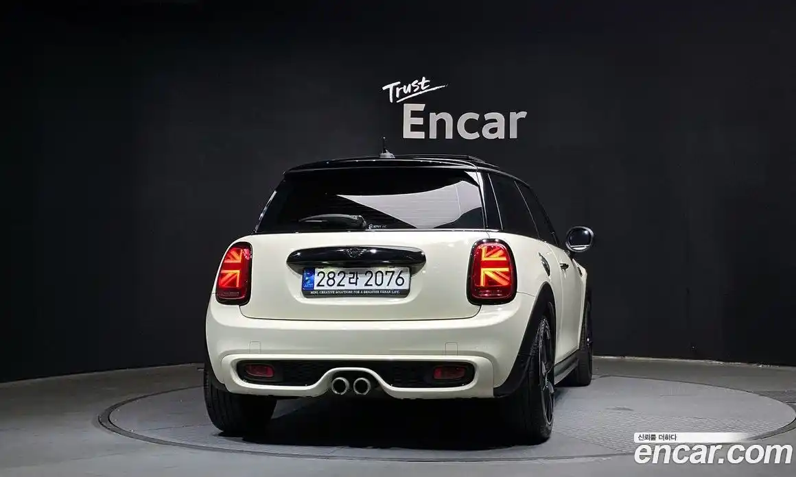Mini Cooper 2021 2.0 гидро в Москве № 231470, фото 4