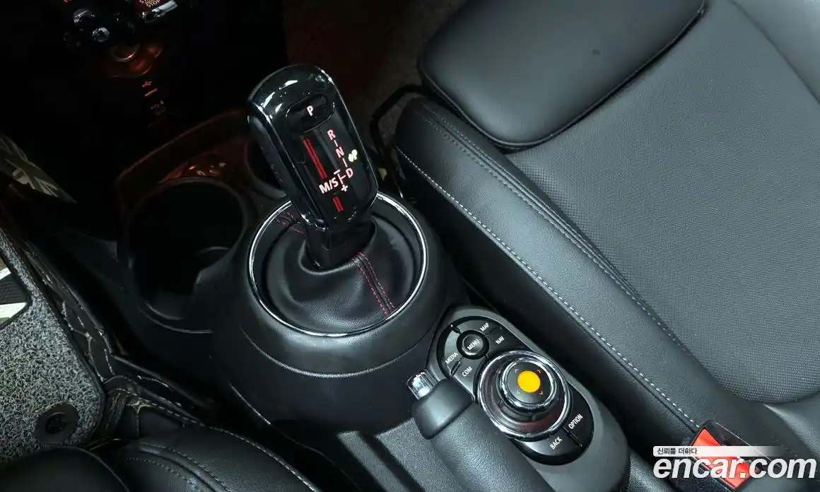 Mini Cooper 2021 2.0 гидро в Москве № 231470, фото 9