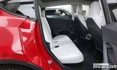 Tesla Model Y 2023 0.2 гидро в Москве № 231858, миниатюра 12