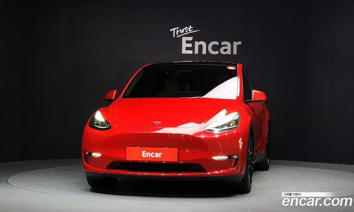 Tesla Model Y 2023 0.2 гидро в Москве № 231858, фото 3