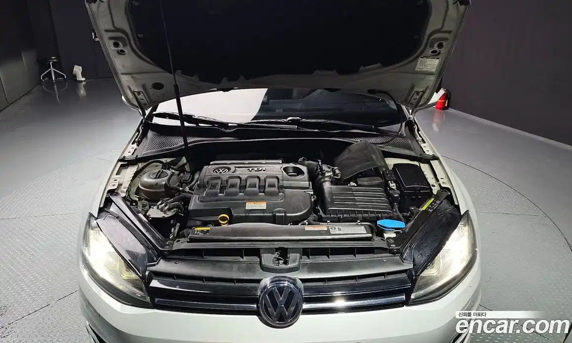 Volkswagen Golf 2014 2.0 гидро в Москве № 232244, фото 6
