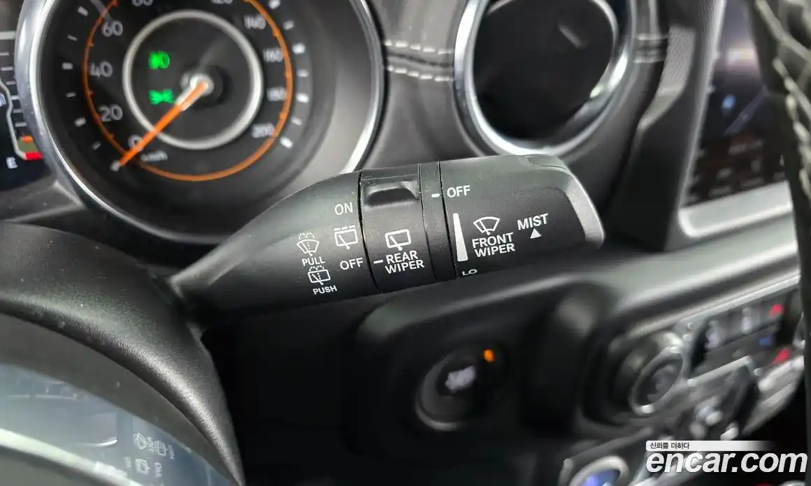 Jeep Wrangler 2022 2.0 гидро в Москве № 232395, фото 19
