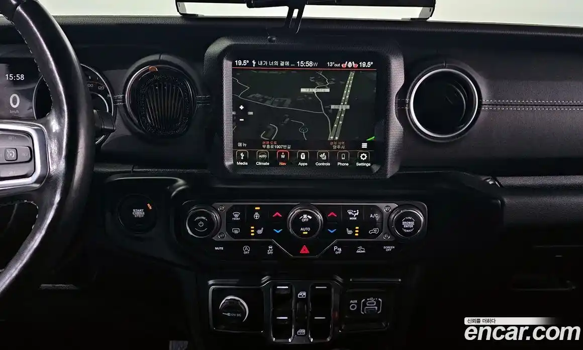 Jeep Wrangler 2023 2.0 гидро в Москве № 232498, фото 14