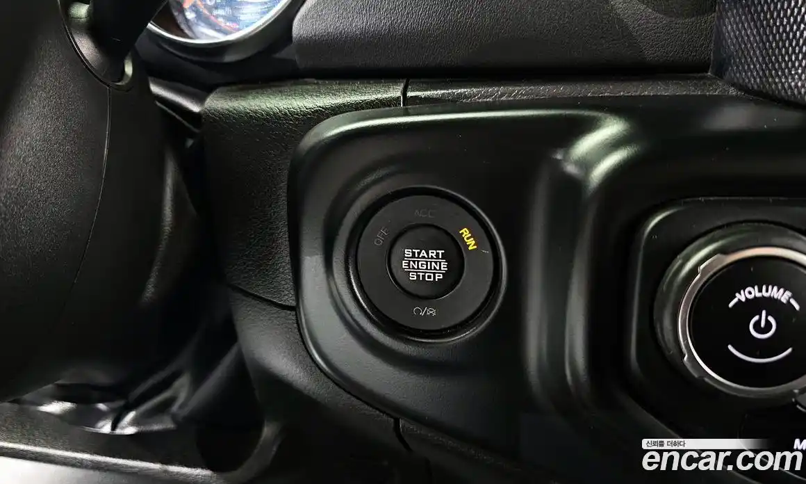 Jeep Wrangler 2023 2.0 гидро в Москве № 232498, фото 18