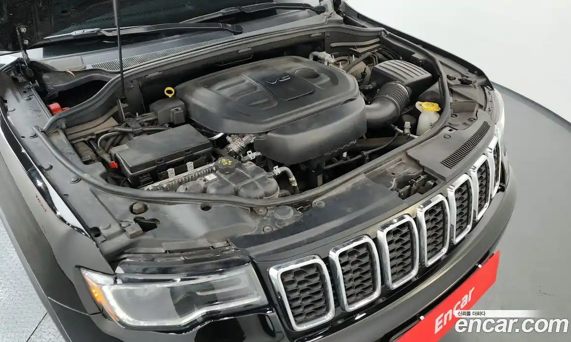 Jeep Cherokee 2019 3.6 гидро в Москве № 232566, фото 6