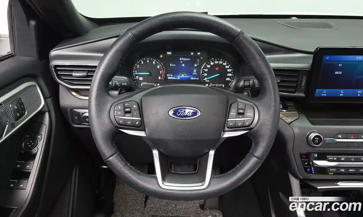Ford Explorer 2019 2.3 гидро в Москве № 233157, фото 13