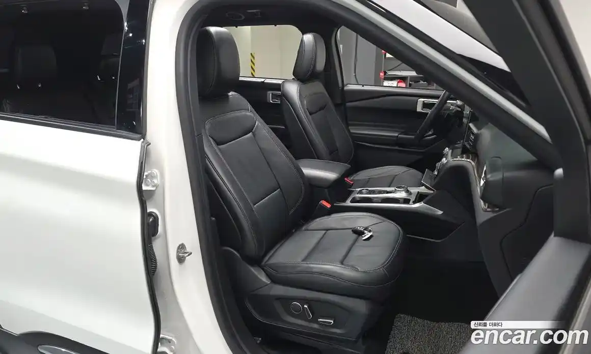 Ford Explorer 2019 2.3 гидро в Москве № 233157, фото 9