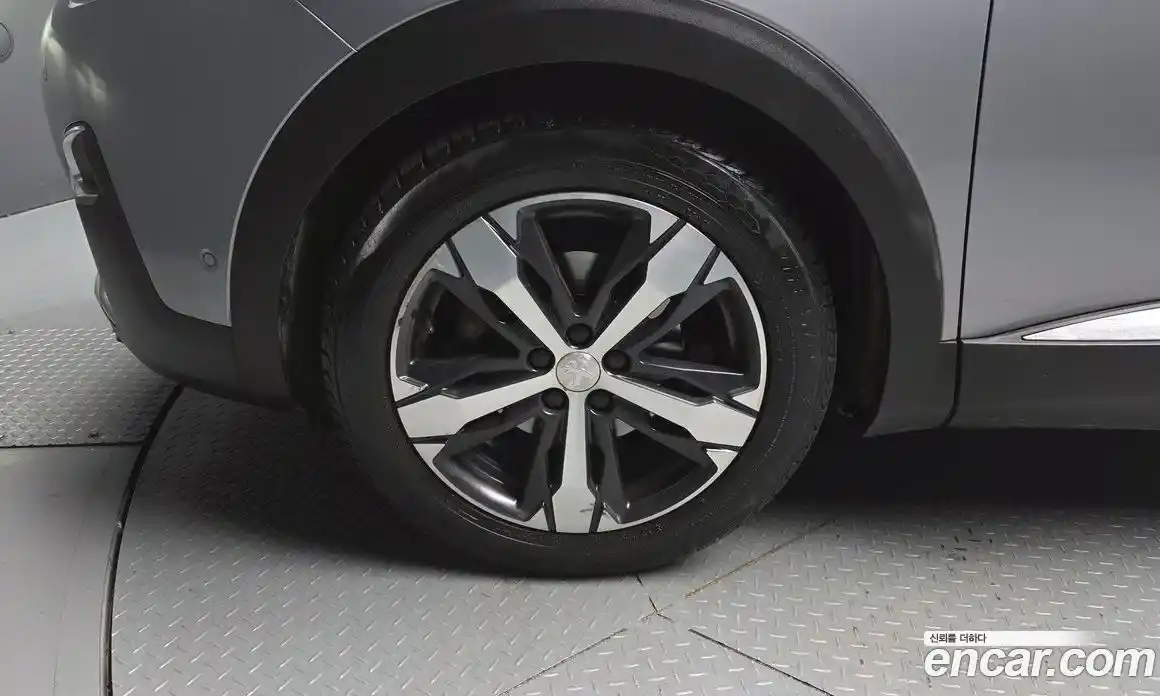 Peugeot 5008 2017 1.6 гидро в Москве № 235630, фото 5