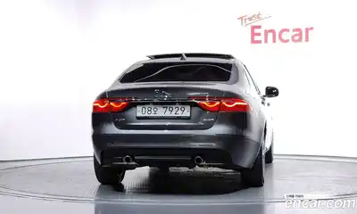 Jaguar XF 2019 2.0 гидро в Москве № 256051, миниатюра 4