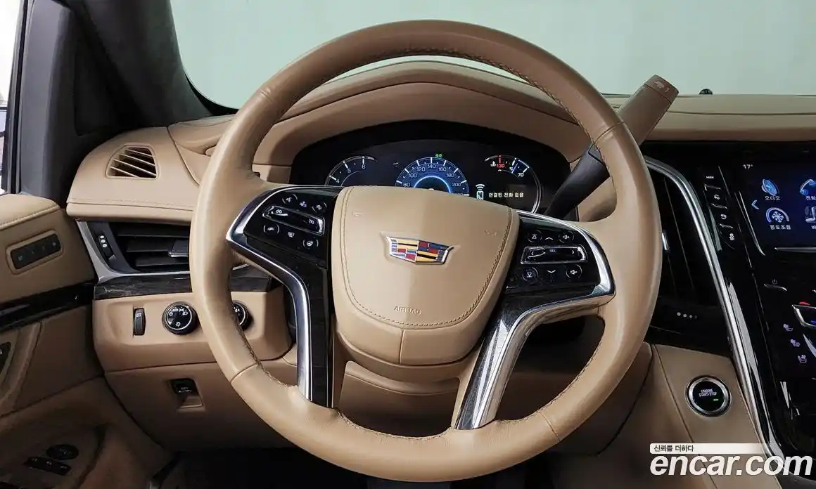 Cadillac Escalade 2020 6.2 гидро в Москве № 256460, фото 13