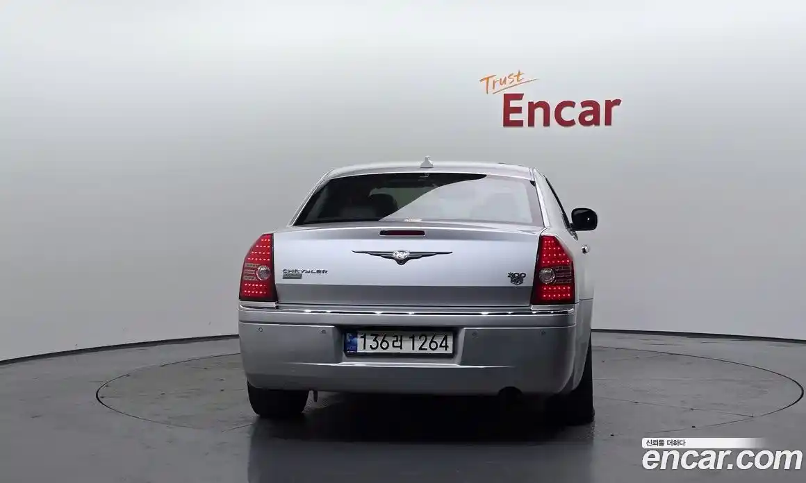 Chrysler 300C 2010 3.5 гидро в Москве № 256779, фото 4