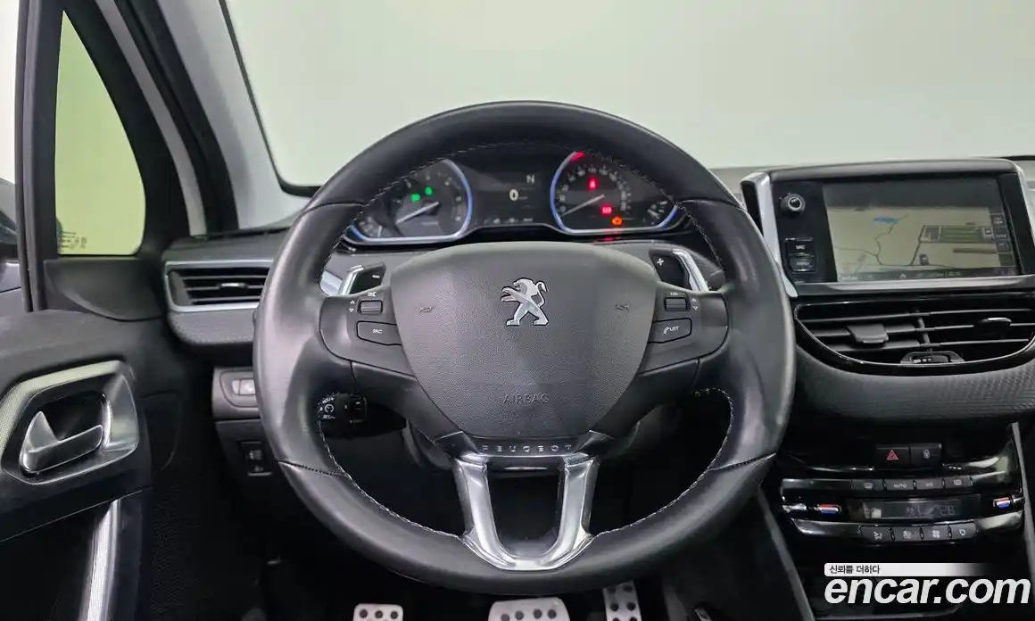 Peugeot 2008 2015 1.6 гидро в Москве № 257720, фото 14