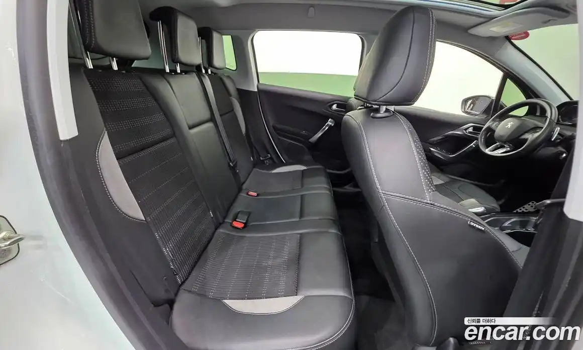 Peugeot 2008 2015 1.6 гидро в Москве № 257720, фото 19